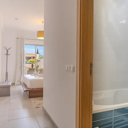 #354 Vitismar Pool & Relax Guia (Faro)